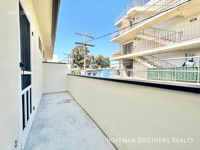 1912 Glendon Ave Los Angeles, CA 90025 - 1912 Glendon Ave Los Angeles, CA 90025 Unit 6