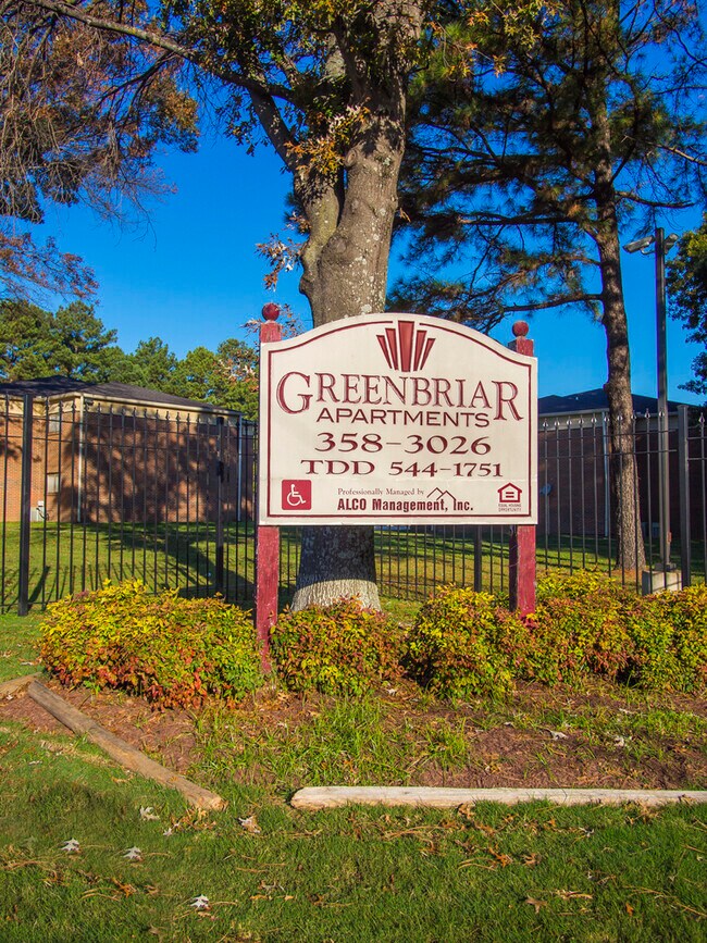 Photo - Greenbriar Apartments