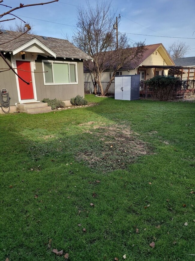 Photo - Very cute 1.5 bedroom House for Rent on Normal Hill, Lewiston, ID