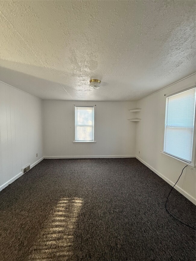 Photo - 191 N Hudson St