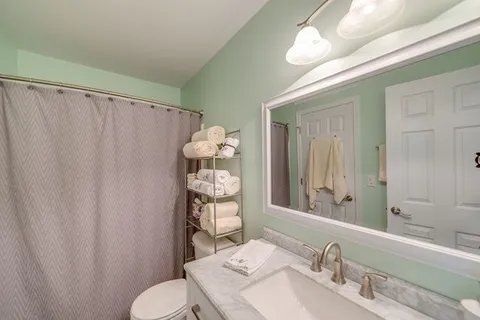 Photo - 3907 Blackstone Dr