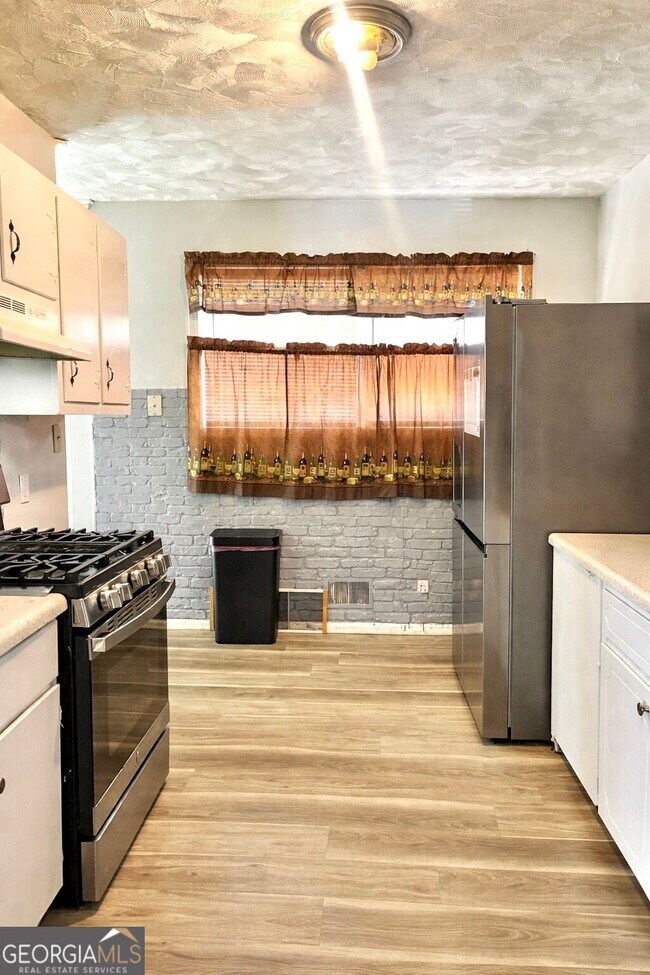 Photo - 6973 Kimberland Gardens Ln