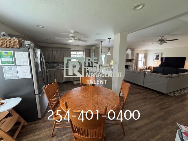 Photo - 117 Moses Manor Dr