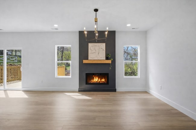 Photo - 116 Winstead St SW