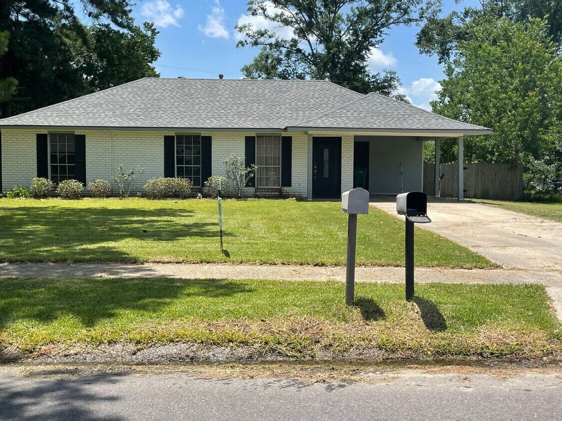 CHARMING 3-BEDROOM HOME FOR RENT IN ZACHAR... - CHARMING 3-BEDROOM HOME FOR RENT IN ZACHAR...