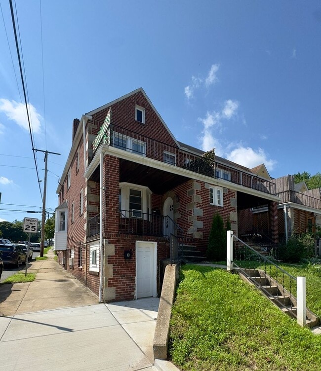 Building Photo - 6201 Frederick Rd Unit 1st Floor