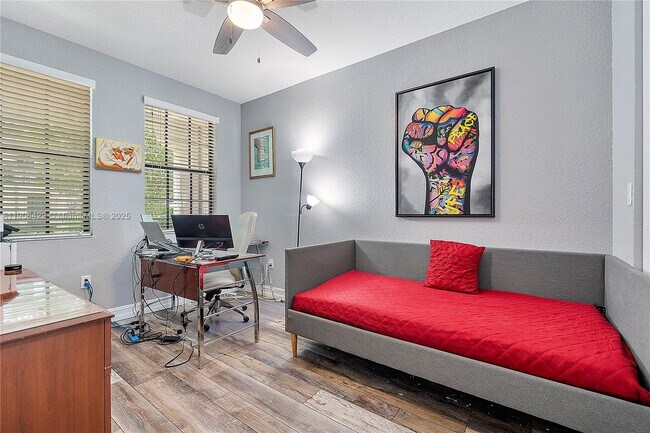 Photo - 11343 SW 14th St