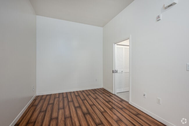 Studio - 791SF - Nook