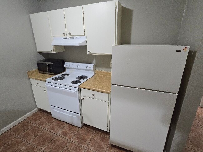 Photo - 1849 Southpointe Dr