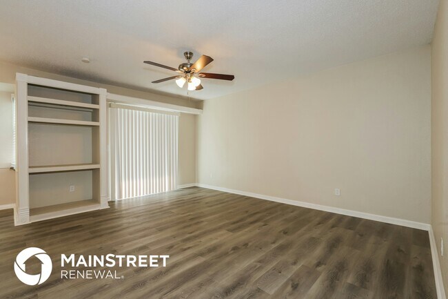 Photo - 1114 Park St