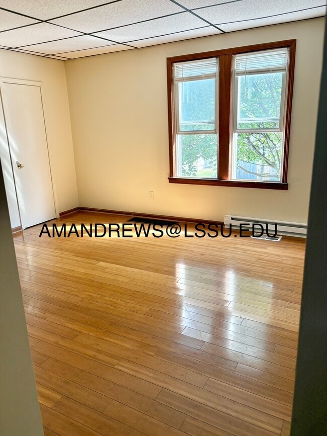 Photo - 607 11th St Unit 2