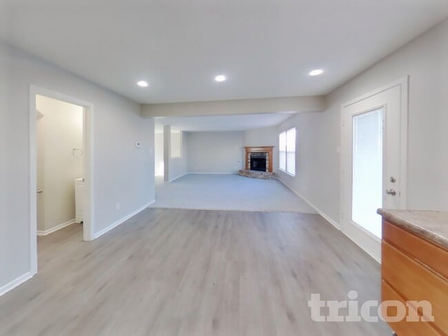 Photo - 2928 Youngberry Ct