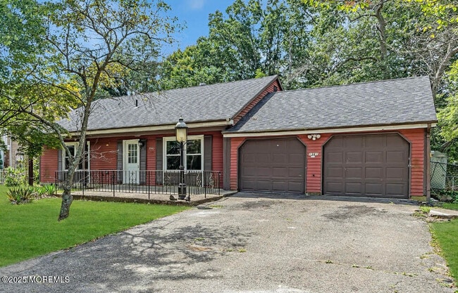 Building Photo - 1961 Ridgeway Rd Rental