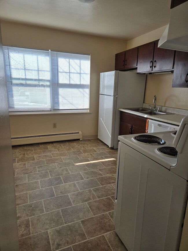 Photo - Sheridan Park and Holiday Manor