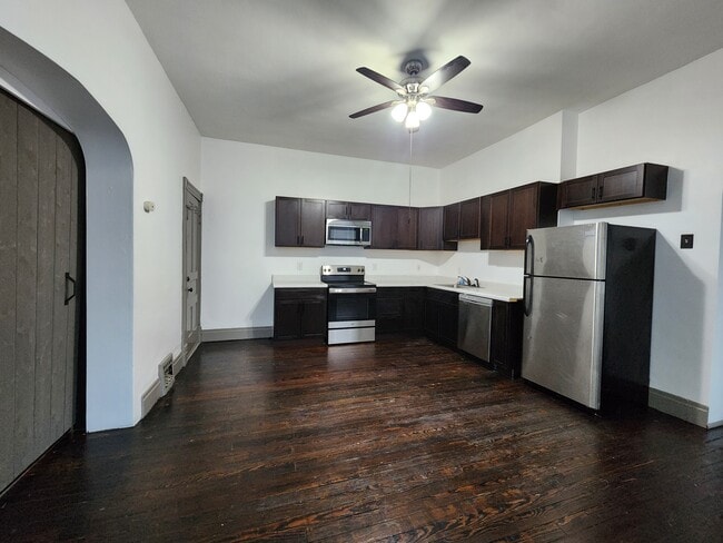 3401 Cherokee St Unidad A