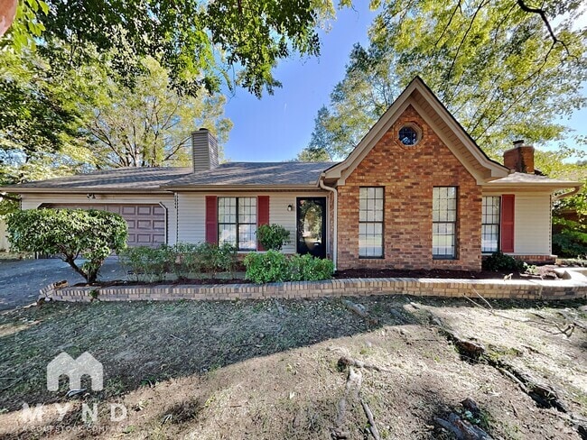 Building Photo - 7844 Meadow Trail Dr Rental