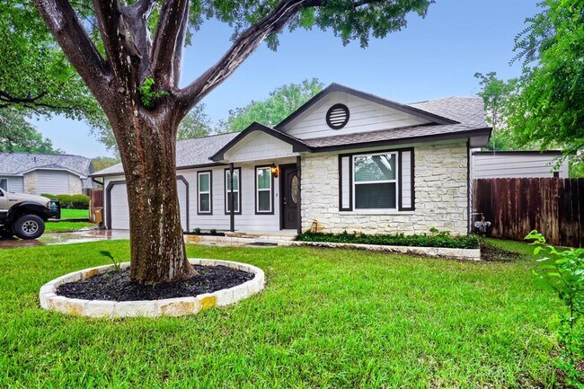 Photo - 12100 Clickett Cove