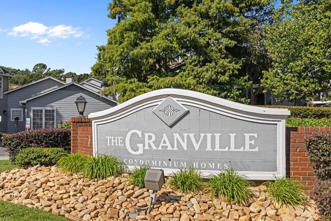 Photo - 619 Granville Ct