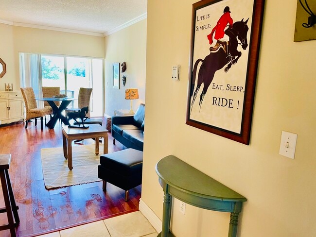 Photo - 2060 Greenview Shores Blvd Unit 303