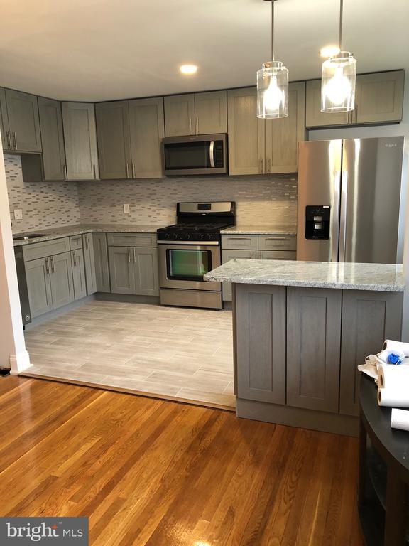 Photo - 3243 Lester Rd