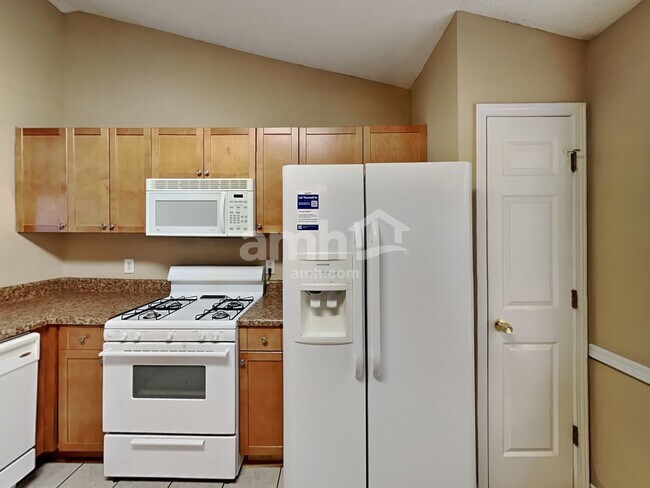 Photo - 214 Creel Chase NW House