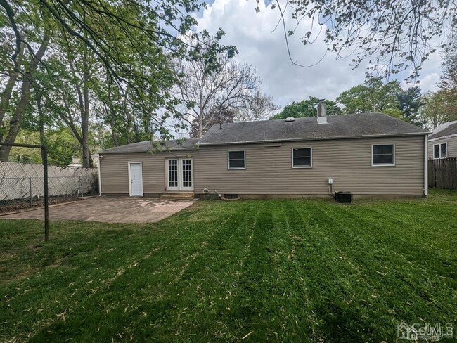 Photo - 10 Green Acres Ave