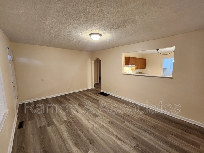 Photo - 1726 Sonne Ave