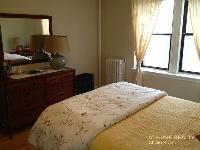 Photo - 141 Englewood Ave Unidad 38