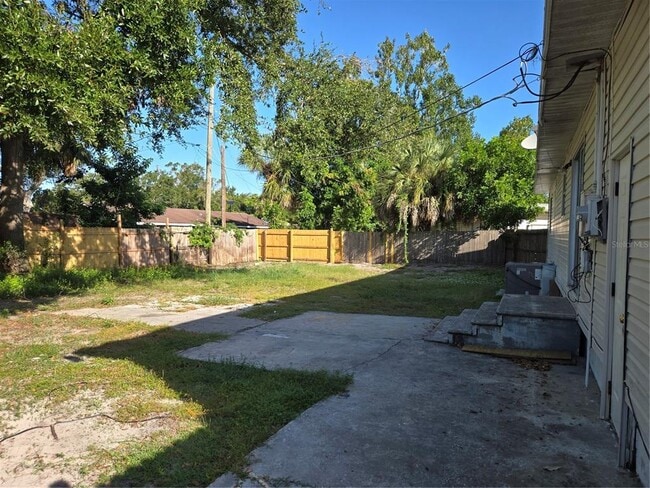 Photo - 5520 43rd St E