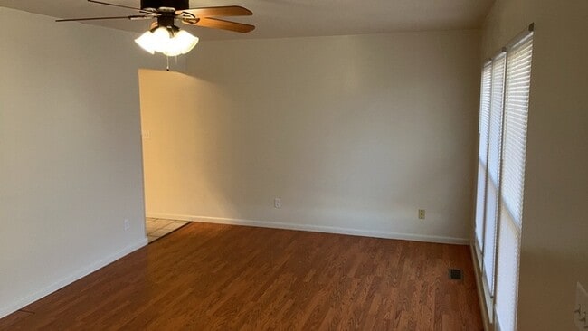 Photo - 970 W Alkaline Springs Rd