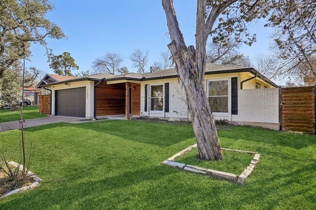 Photo - 7205 Twisted Oaks Dr