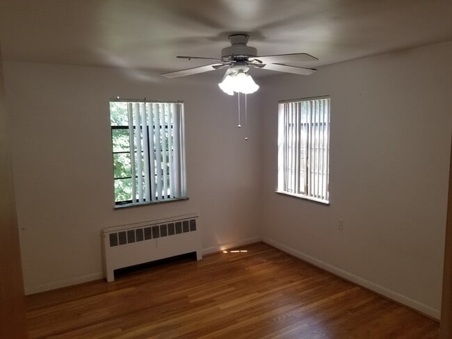 Building Photo - 6118 Dryden Ave Unit 2