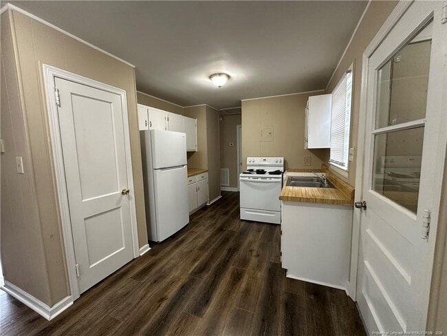 Photo - 1518 Stansfield Dr