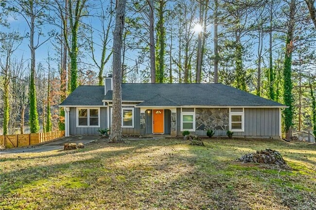 Building Photo - 494 Plainville Dr SW Rental