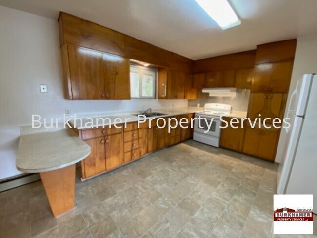 Photo - 6700 Olympic Hwy