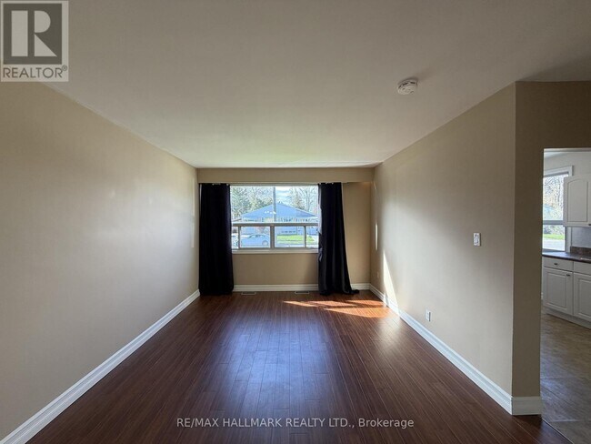Photo - 313 Taylor Mills Dr N