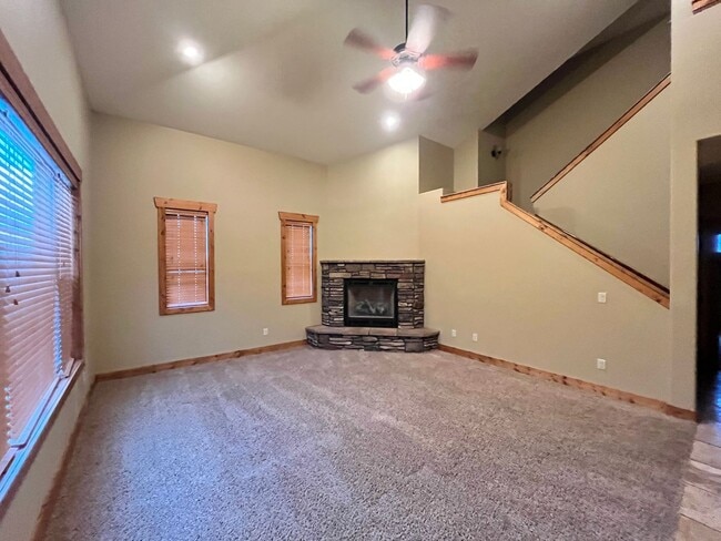 Photo - 3 bed, 3 bath Duplex in Driggs