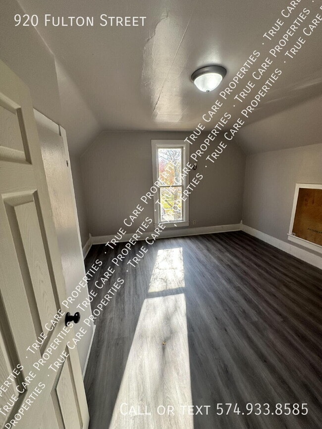 Photo - 920 Fulton St