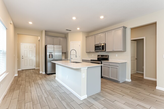 Photo - 2111 Major Oak St