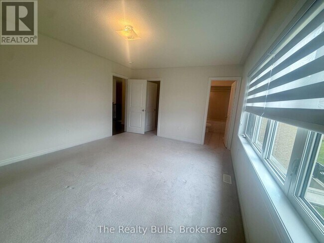 Photo - 679 Anishinaabe Dr