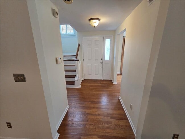 Photo - 8 Old Decatur Cir