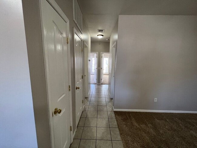 Photo - 2 bedroom unit across street from KSU Campus. Available August 1st!