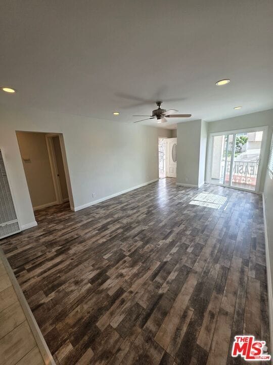 Building Photo - 755 W 30th St Unit 3 Rental
