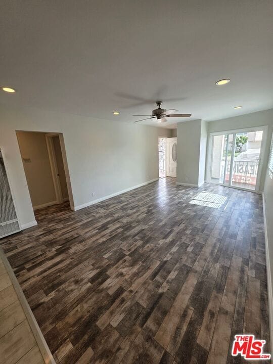 Building Photo - 755 W 30th St Unit 3 Rental