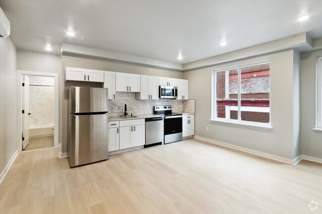 Building Photo - 316 S 52nd St Rental