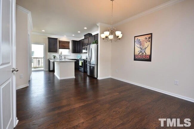 1108 Finch Ct