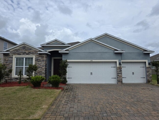 Building Photo - Gorgeous 4-Bedroom, 3-Bathroom Home in Providence