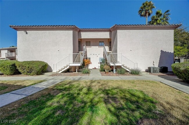 Photo - 4555 E Sahara Ave Unidad 106