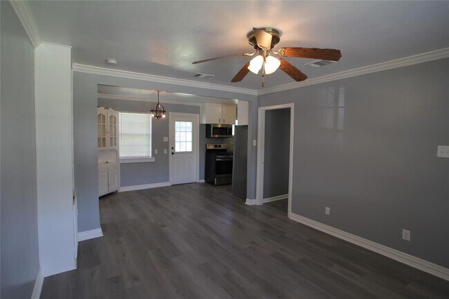 Photo - 1207 Trimm Ave