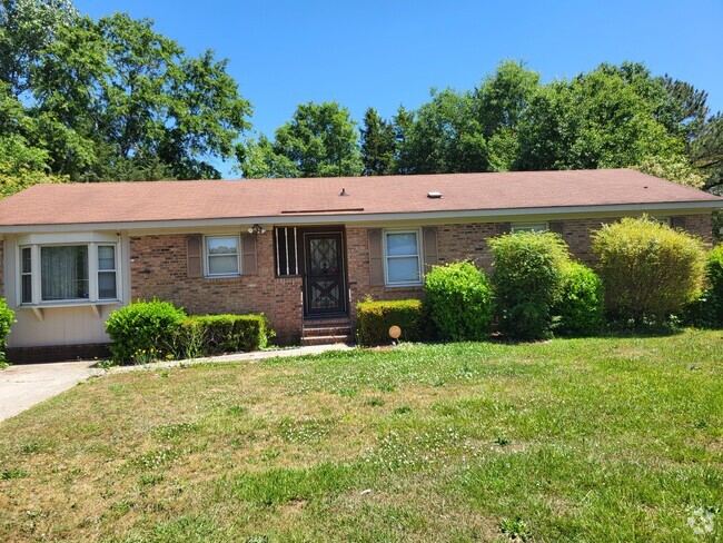 Building Photo - 7414 Ryan St Rental